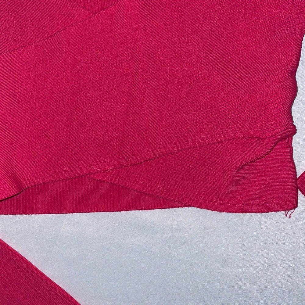 Express Hot Pink Ribbed Crop Top - Picture 5 of 7